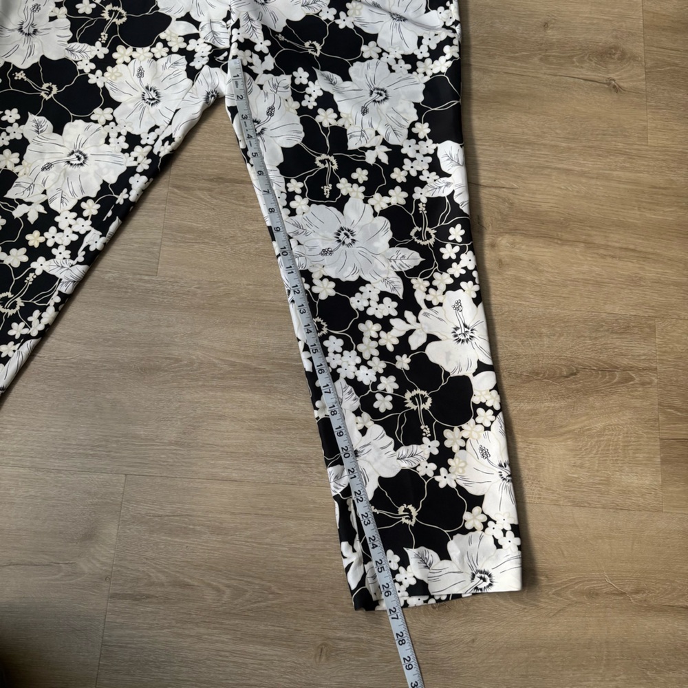 Real Clothes Saks Fifth Avenue Silk Floral Pants Ivory Black Satin SZ 14 - Picture 5 of 8